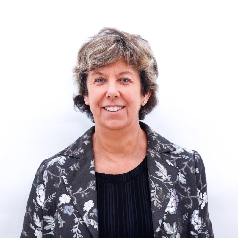 Deb Housen Couriel